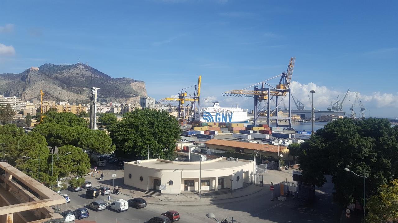 Vista Sul Porto Bed & Breakfast Palermo Exterior photo